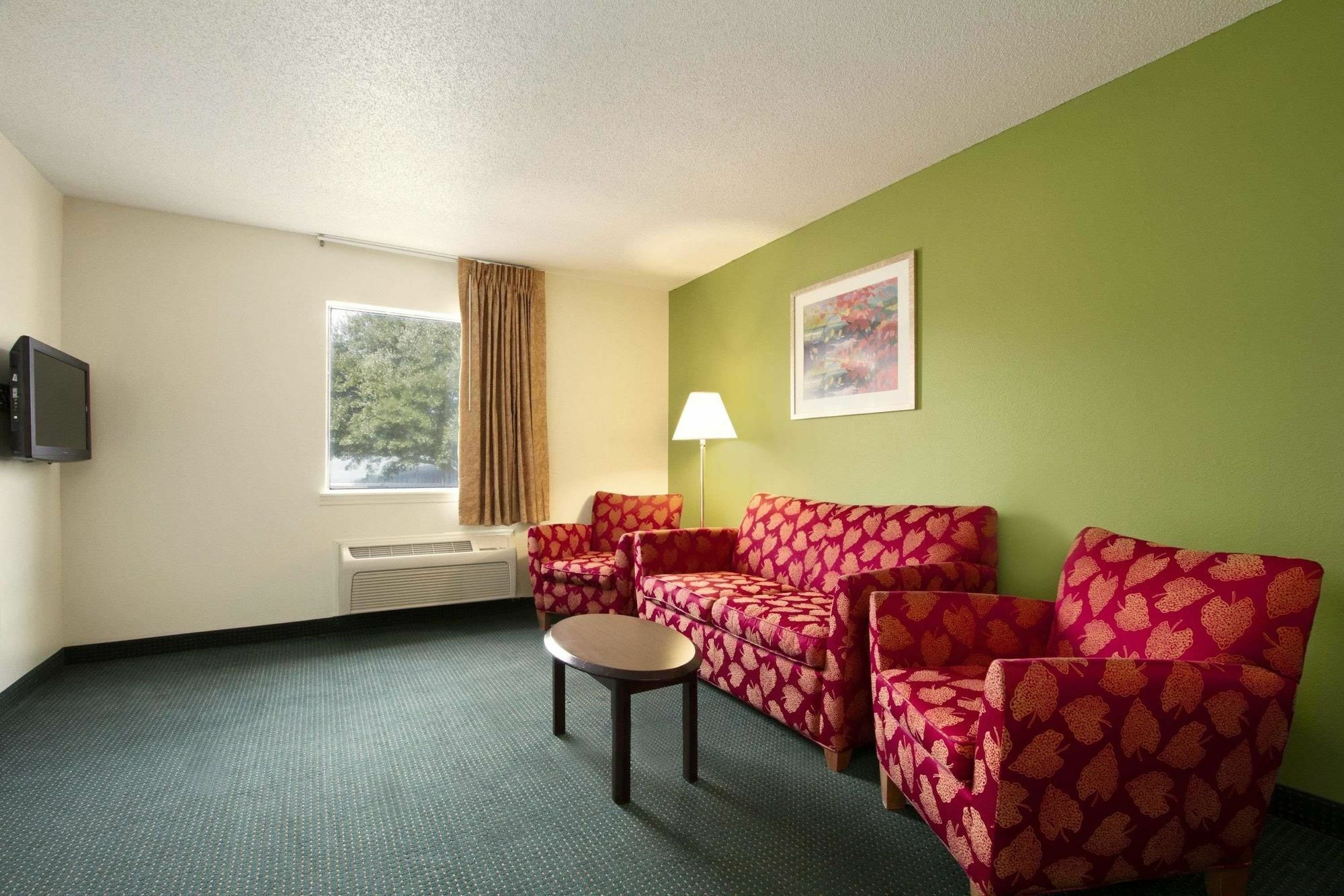 Super 8 Florence South Carolina Exterior photo